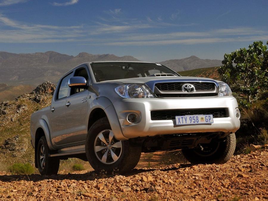  Toyota Hilux Double Cab 2008 года  (ZA) (фото 6 из 24)